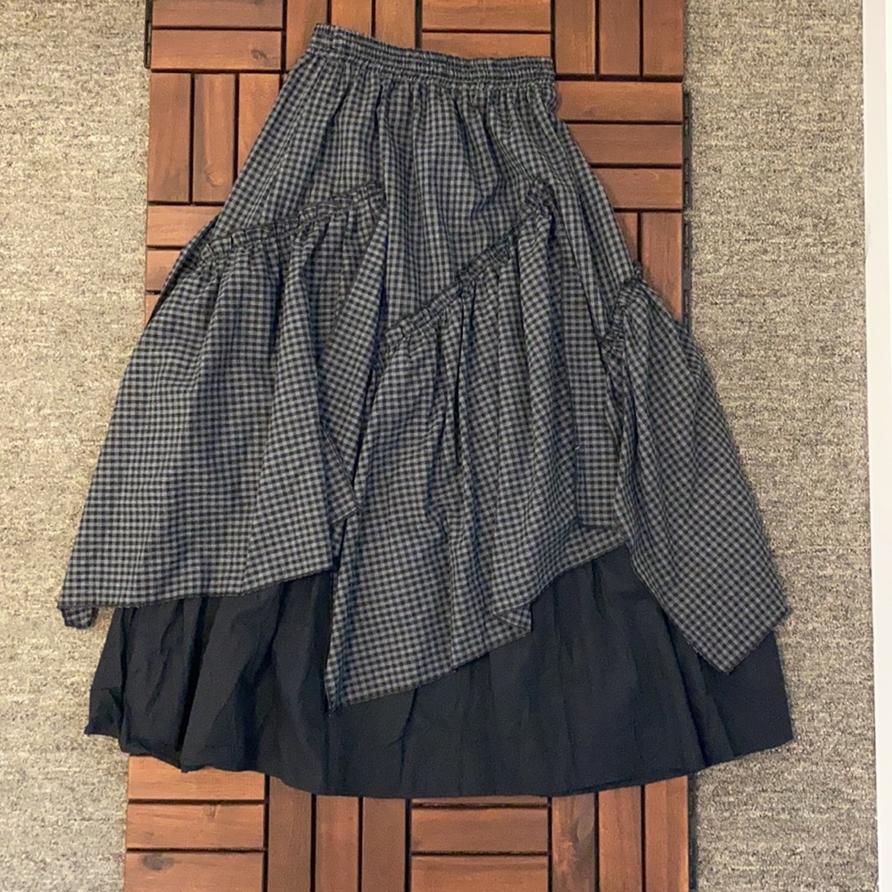 Plaid black and gray prairie skirt
